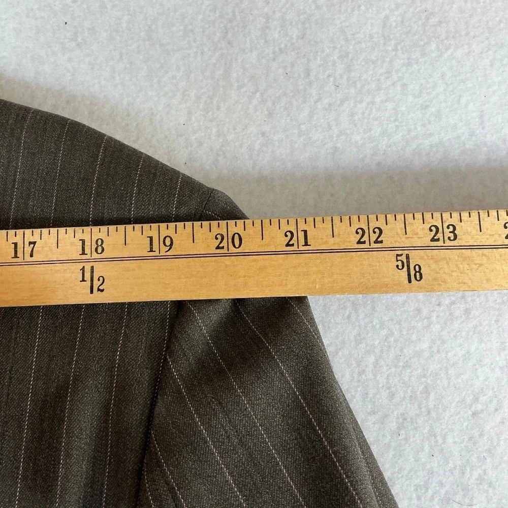 H. Freeman & Son Blazer Men44R Olive Pinstripe Custom Tailored Culwell & Son USA